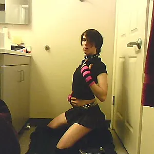 me as a crossdresser gallery image