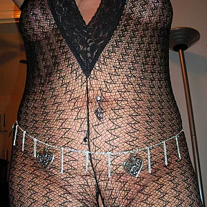she like to be sexy gallery image