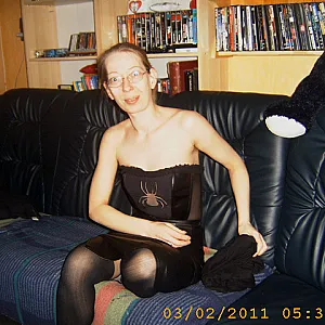 andrea in black gallery image