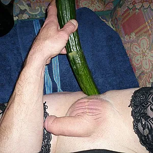 Gemüsetag  III  Ach eine Gurke hat was zu bieten. Galeriebild