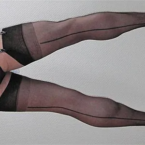 Andy NylonStrapsStute 6a Galeriebild