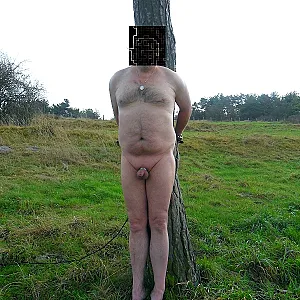Holzschneiden und geil werden bei minus 4 Grad in der Eifel! Galeriebild