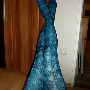 Blau-Schwarz bestrumpft ;) Galeriebild