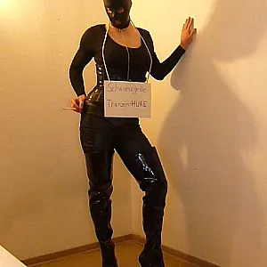 Brenda präsentiert sicht Galeriebild