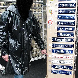 Lack coat gallery image
