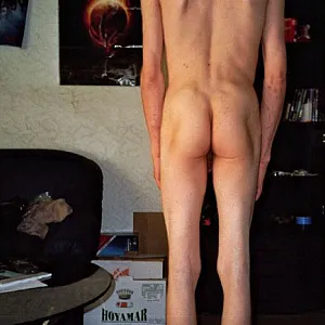 me hot gallery image