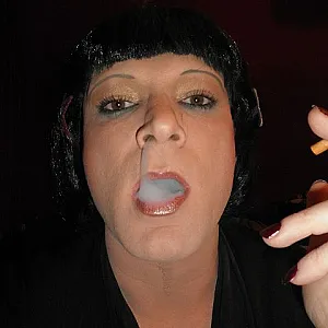 First image of PaarerTV's Gallery - Smoking TV