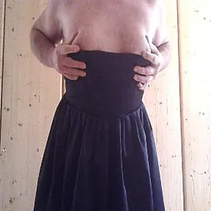 Black Cocktaildress Galeriebild