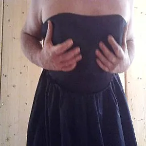 Black Cocktaildress Galeriebild