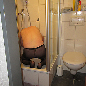 gedemütigte Schwuchtel 03 Galeriebild