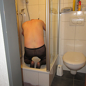 gedemütigte Schwuchtel 03 Galeriebild