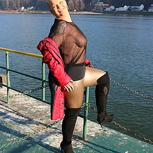 Gina White an der Donau Outdoor in Oberösterreich Galeriebild