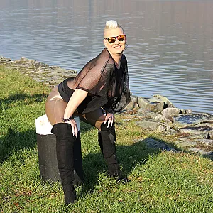 Gina White an der Donau Outdoor in Oberösterreich Galeriebild