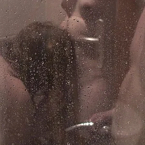 Sex in the shower ... gallery image