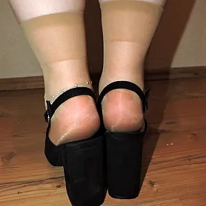 Geil nackt in Moles und söckchen Galeriebild