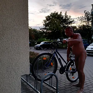 Frühs mal schon das Fahrad raus !!! Galeriebild