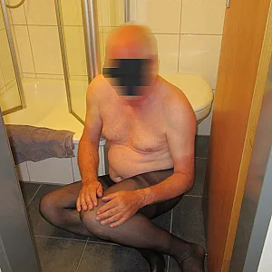 Sklave im Hotelzimmer 02 Galeriebild