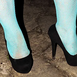 Netzoutfit, High Heels  und zeigegeil Galeriebild
