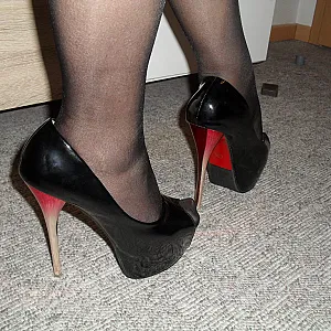 New High Heels gallery image