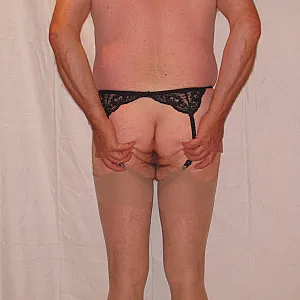 Schwuchtelsklave von hinten 03 Galeriebild
