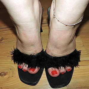 Nackt sexy in Plüschmules Galeriebild