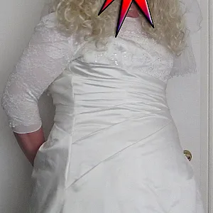 Mein weißes Brautkleid und neue Overknees Galeriebild