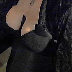 tits gallery image