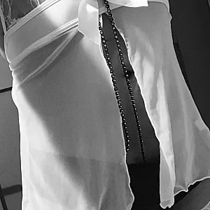 black & white...hoffe ich mache euch heiß Galeriebild