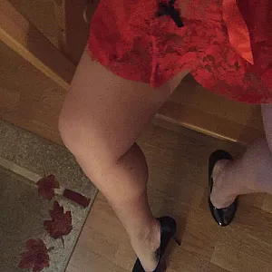 Lady in Red gallery image