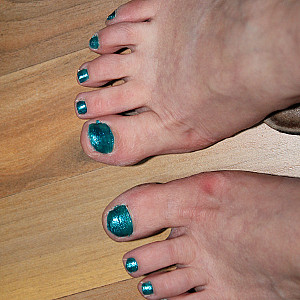 my feets gallery image