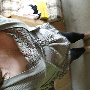 Ich in einem Kleid Galeriebild