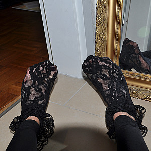 my nylonfeets gallery image