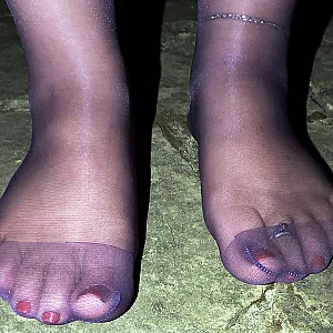 nylons gallery image