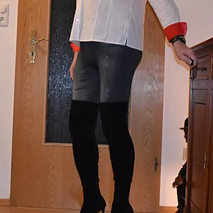 Meine neuen Titties Galeriebild