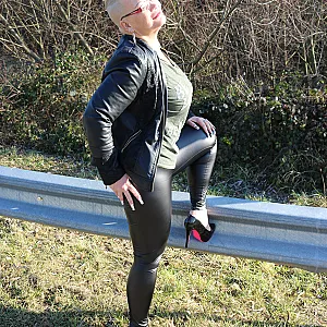 Wet Leggings gallery image