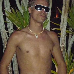 paar von mir z.b beim urlaub usw Galeriebild