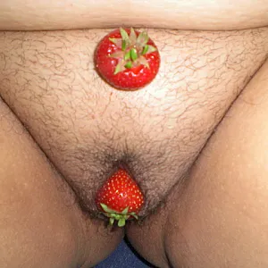First image of hairy2010's Gallery - strawberry day