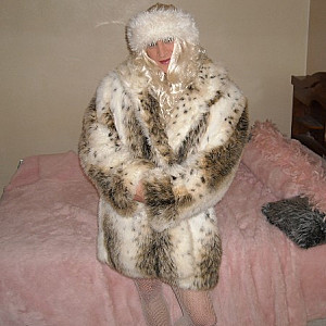 love fur!!! gallery image