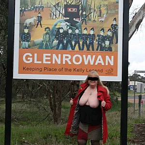 some pics at glenrowan sign gallery image