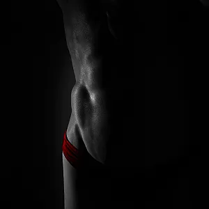 The first pics gallery image