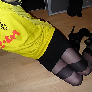 Yellow/Black gallery image