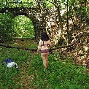 outdoors 10 gallery image