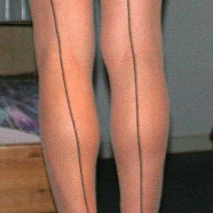 Champagner nylons gallery image