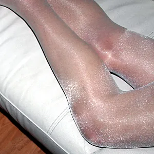 Nylonlegs gallery image