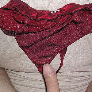 Wanking in Bra and slip gallery image