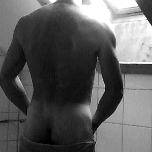 Me .. naked in black/white gallery image