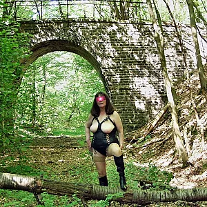 outdoor 6 gallery image