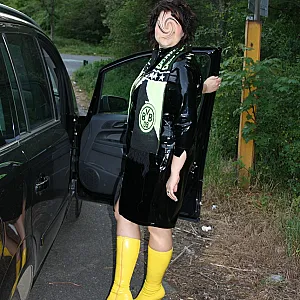 yellow black gallery image