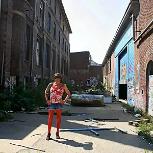 First image of Geli aus NRW's Gallery - Peeing in hermes