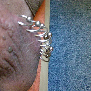 Ein paar Bilder von mir und meinem gepiercten Schwanz Galeriebild